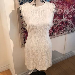 Lacey short white dress